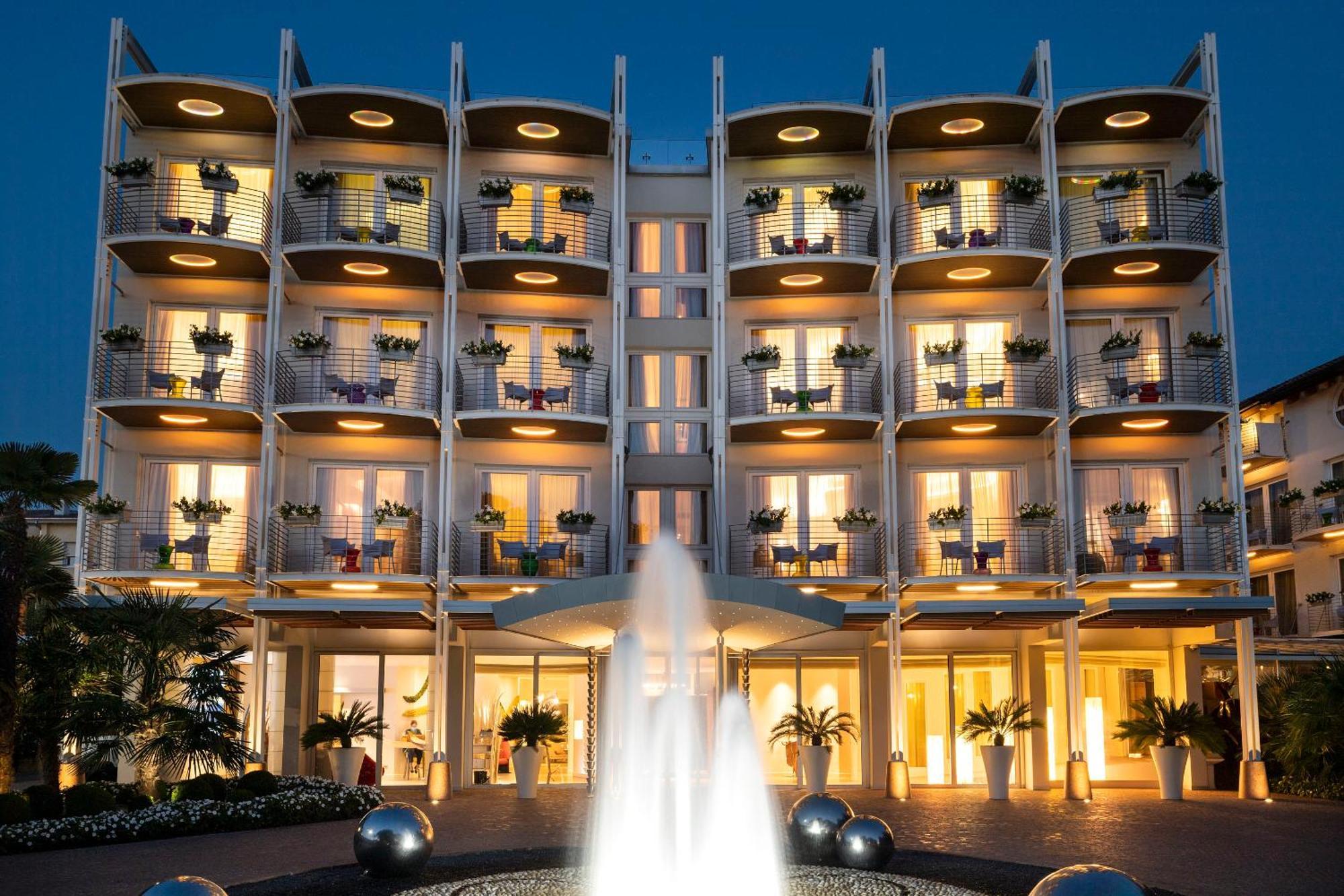 Color Hotel Style, Design & Gourmet 巴多利诺 外观 照片