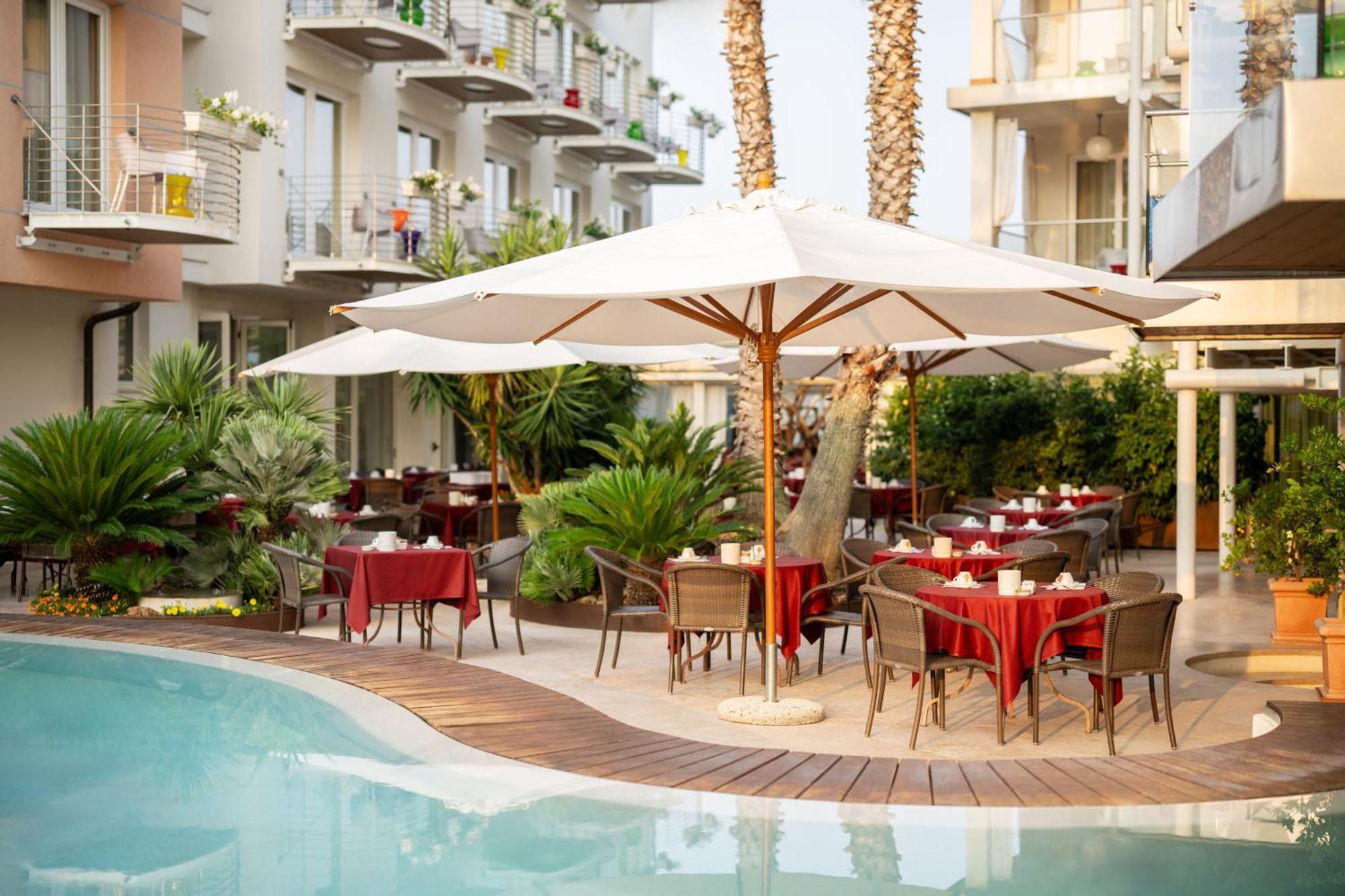 Color Hotel Style, Design & Gourmet 巴多利诺 外观 照片